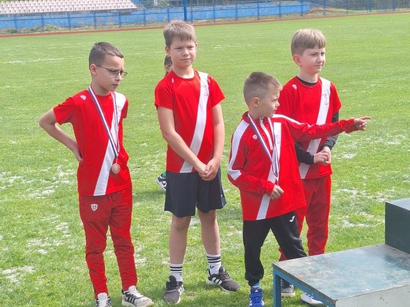 Mladi atletičari JAK-a uspješni na otvaranju Atletske lige SMŽ u Kutini