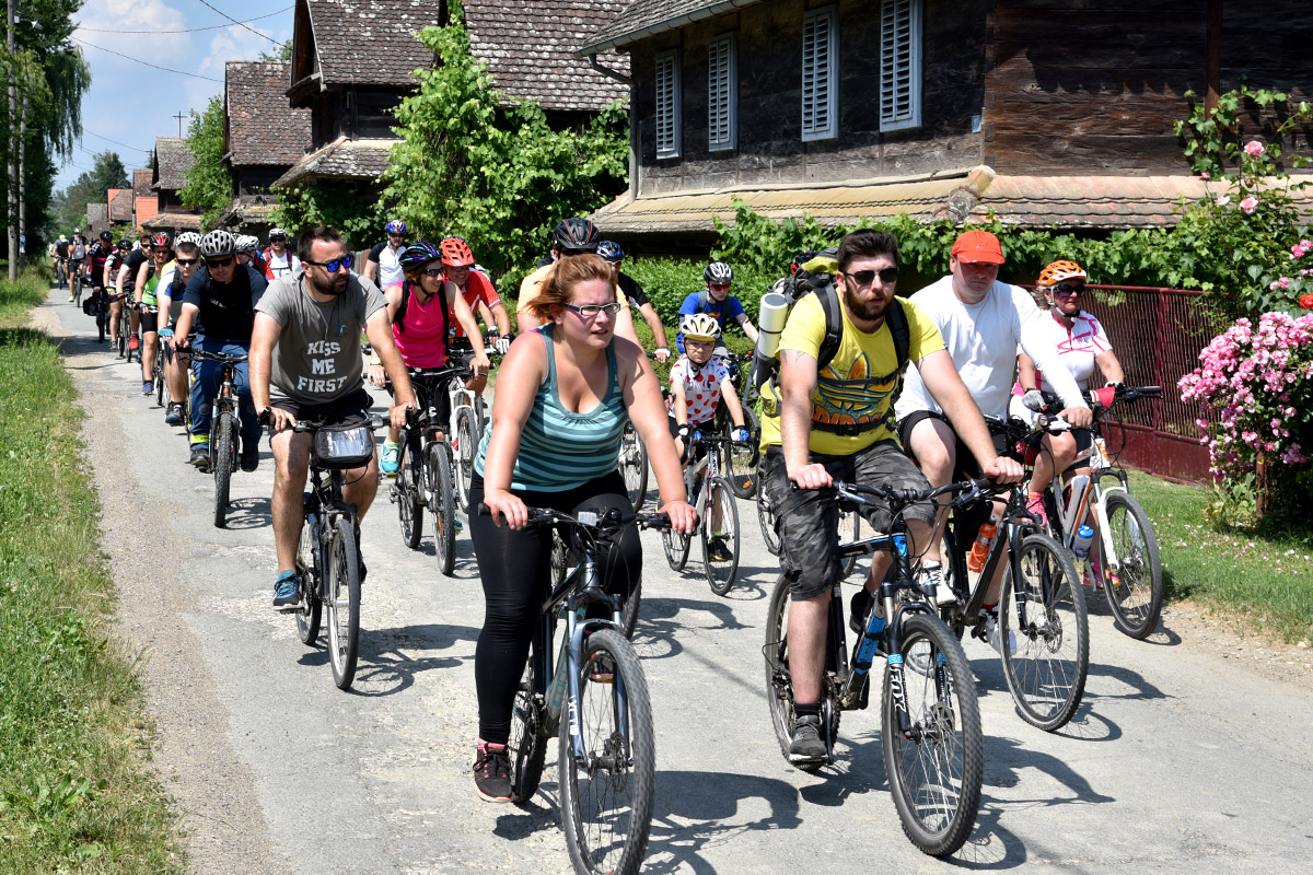 Željko Gašparković bike tour 24